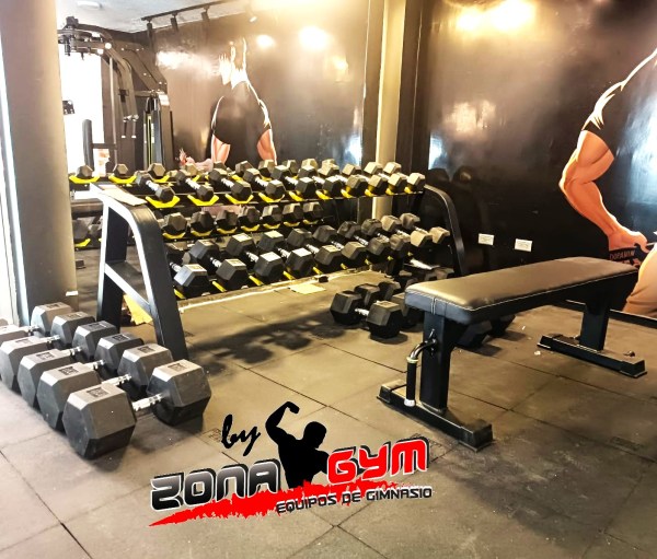 MAQUINAS PARA GIMNASIO